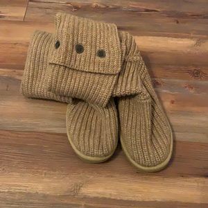 Woven ugg boots